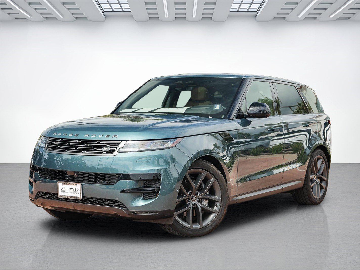 Certified 2025 Land Rover Range Rover Sport SE AWD/4WD image 1