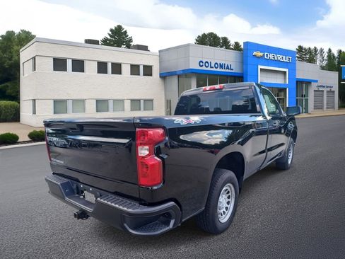 Used 2025 Chevrolet Silverado 1500 W/T w/ Trailering Package AWD/4WD image 4