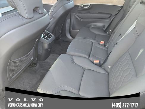 New 2026 Volvo XC90 B6 Plus w/ Protection Package Premier image 29