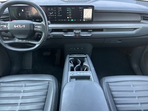 Certified 2024 Kia EV9 Land AWD/4WD image 16