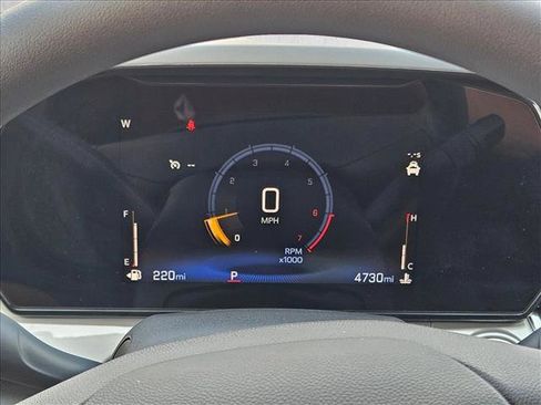 Certified 2026 Chevrolet Trax LT FWD image 9