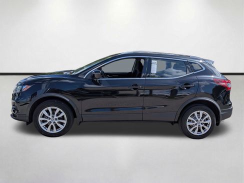 Used 2020 Nissan Rogue Sport SV image 7