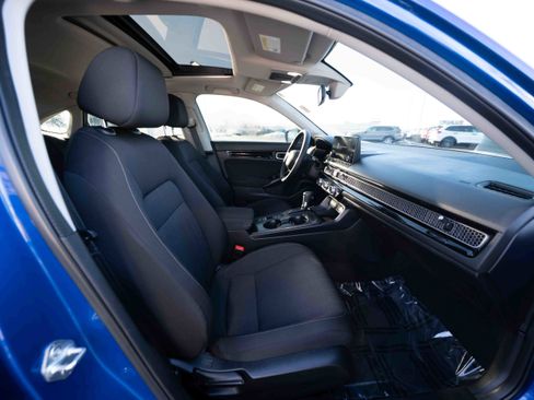 Certified 2023 Honda Civic EX image 26