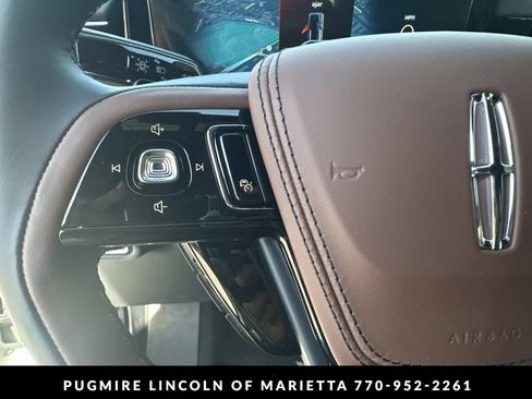 New 2026 Lincoln Aviator Reserve AWD/4WD image 18