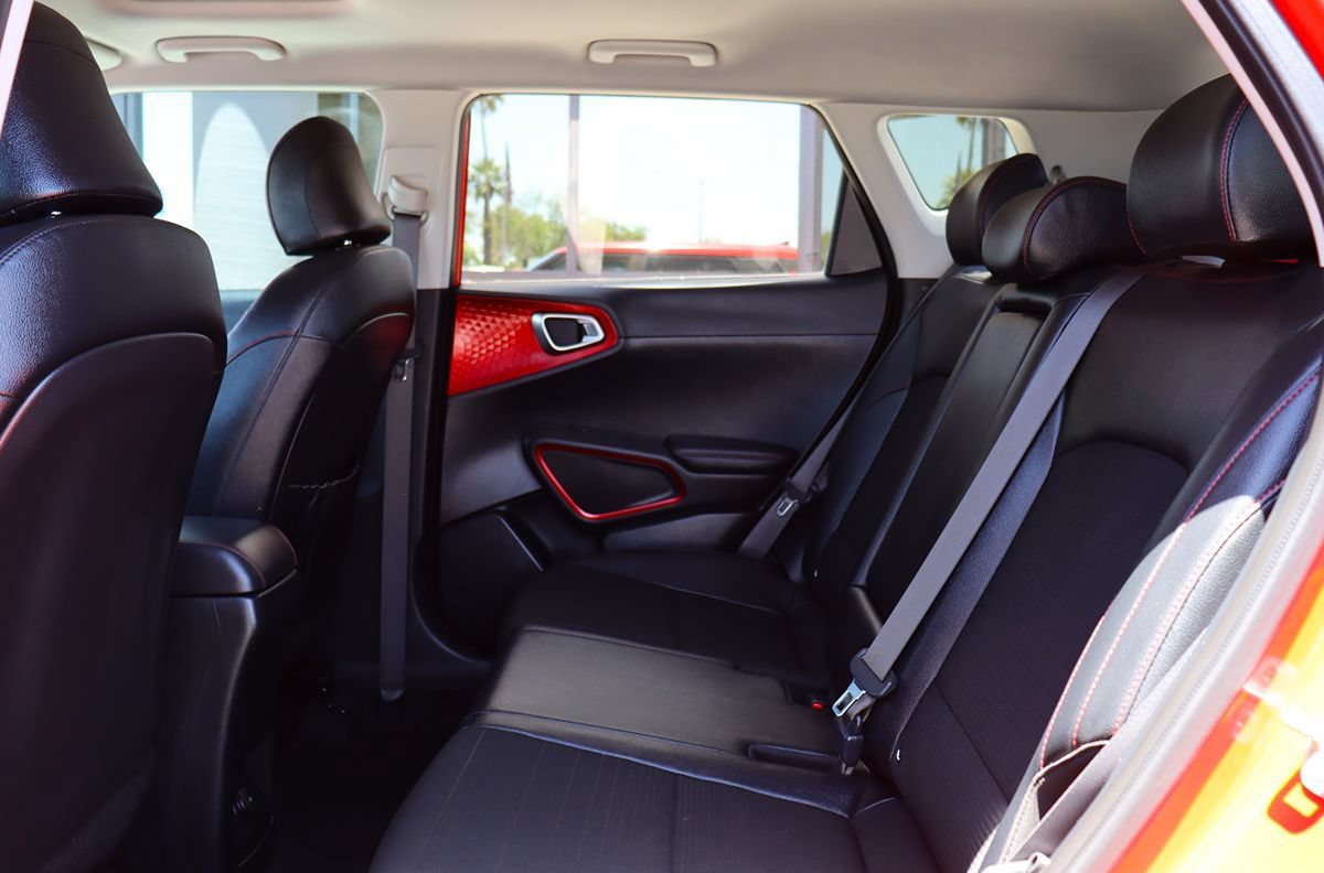 Used 2021 Kia Soul Turbo FWD image 30