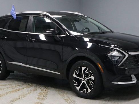 Used 2023 Kia Sportage EX image 1
