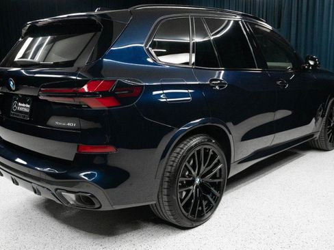 Used 2024 BMW X5 xDrive40i w/ M Sport Package AWD/4WD image 5