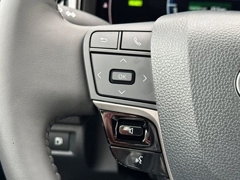 New 2025 Toyota Camry LE w/ Convenience Package FWD image 26