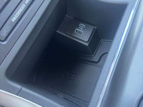 New 2024 Ford Edge ST-Line image 39