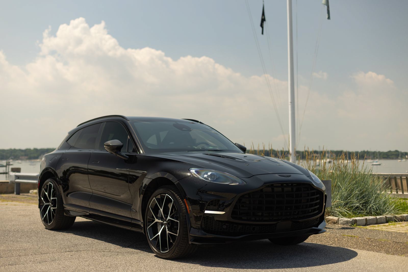Used 2025 Aston Martin DBX 707 AWD/4WD image 3
