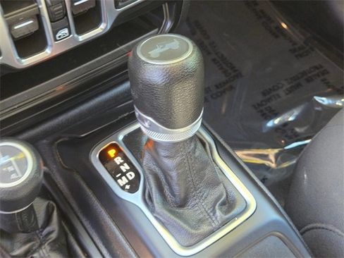 Used 2023 Jeep Wrangler Sport S image 35