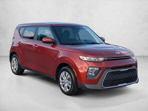 Used 2020 Kia Soul LX FWD image 3