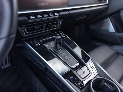Certified 2024 Porsche 911 Turbo S AWD/4WD image 18
