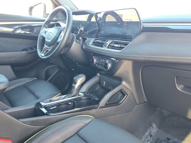 Used 2024 Chevrolet TrailBlazer ACTIV w/ Driver Confidence Package FWD image 20