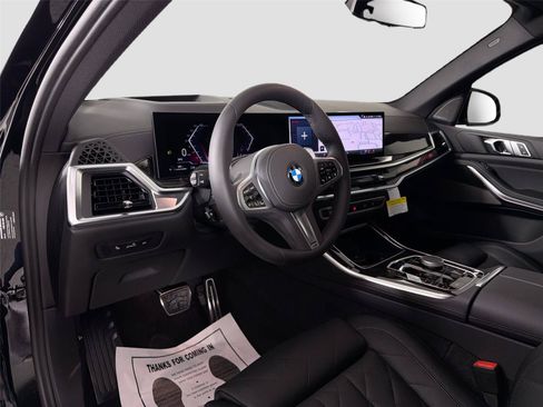 New 2026 BMW X5 xDrive40i w/ M Sport Package AWD/4WD image 17
