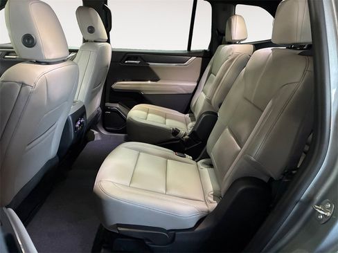 New 2026 GMC Acadia Elevation w/ Elevation Premium Package image 13