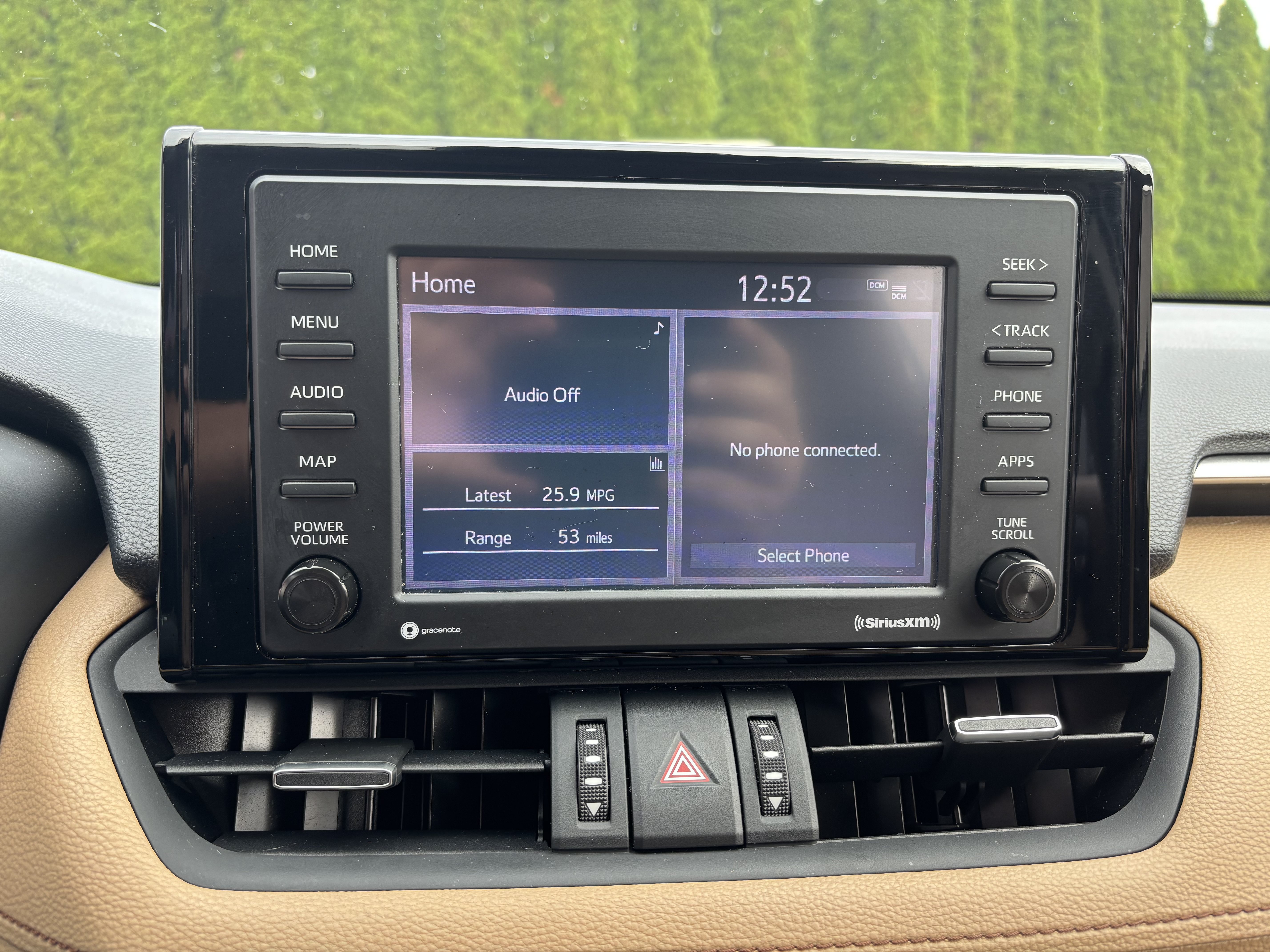 Used 2020 Toyota RAV4 XLE Premium AWD/4WD image 26