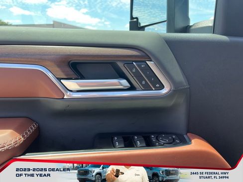 New 2026 GMC Sierra 2500 Denali Ultimate AWD/4WD image 21