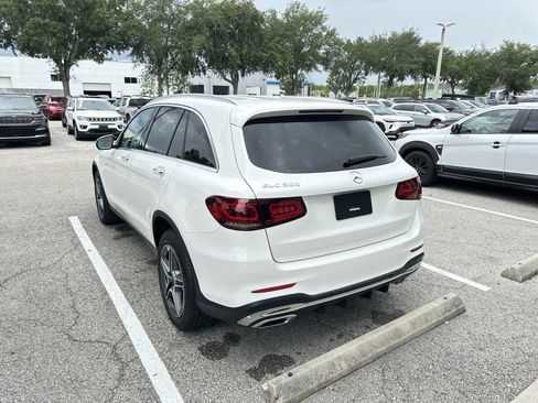 Used 2022 Mercedes-Benz GLC 300 image 6