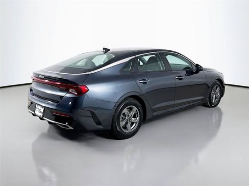 Used 2022 Kia K5 LXS FWD image 9