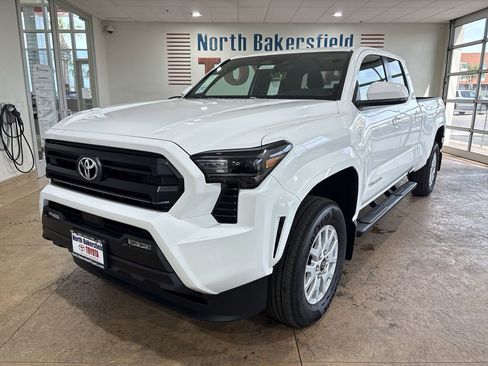 New 2026 Toyota Tacoma SR5 AWD/4WD image 6
