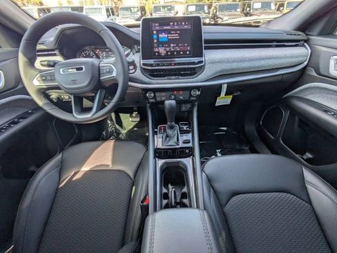 New 2026 Jeep Compass Latitude AWD/4WD image 13