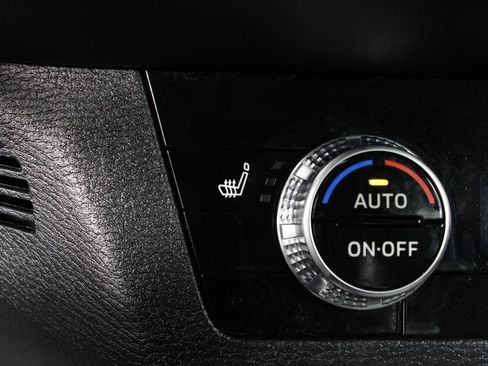 Used 2023 Mitsubishi Outlander SEL image 26