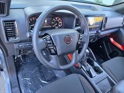 Used 2024 Nissan Frontier Pro-X w/ Pro Convenience Package image 13