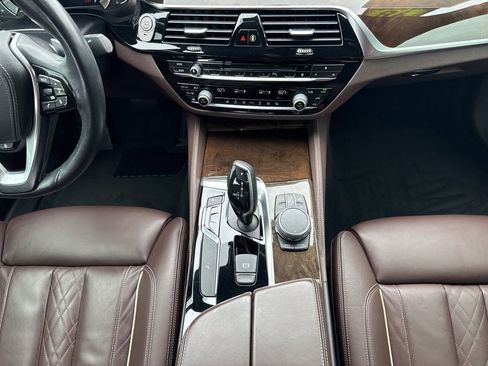 Used 2018 BMW 530i image 15