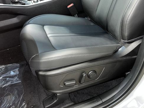 New 2026 Kia Sorento X-Line EX image 18