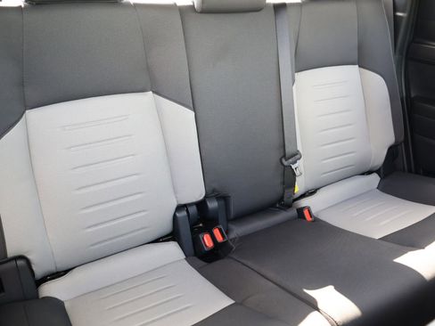 Used 2025 Toyota Tacoma TRD Off-Road image 19