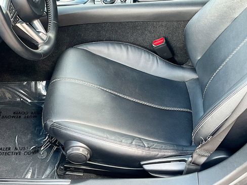 Used 2022 MAZDA MX-5 Miata Grand Touring RWD image 20