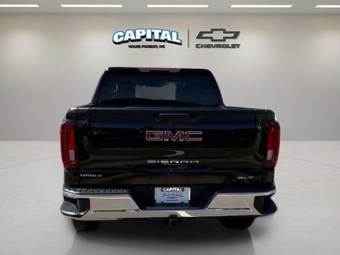Used 2025 GMC Sierra 1500 SLT image 4