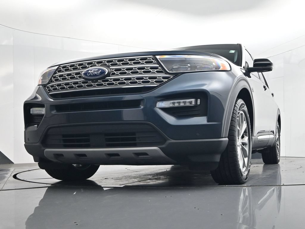 Used 2023 Ford Explorer Limited w/ Equipment Group 301A RWD image 42