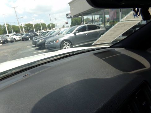 Used 2014 Dodge Charger SE RWD image 46