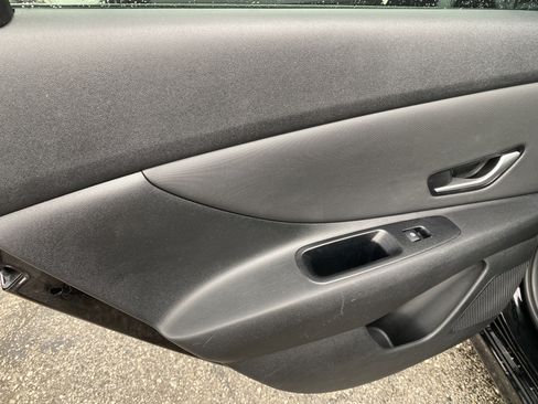 Used 2023 Hyundai Elantra SEL w/ Convenience Package FWD image 16
