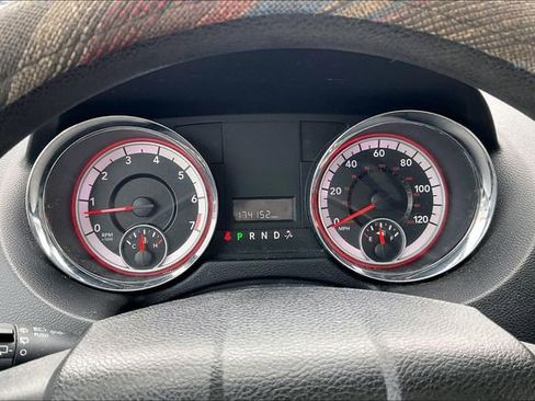 Used 2012 Dodge Grand Caravan SXT image 20