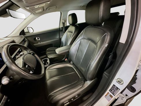 Used 2024 Hyundai Ioniq 5 SEL image 13