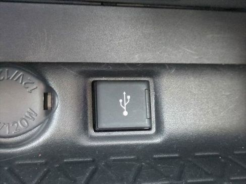 Certified 2020 Toyota RAV4 LE image 20