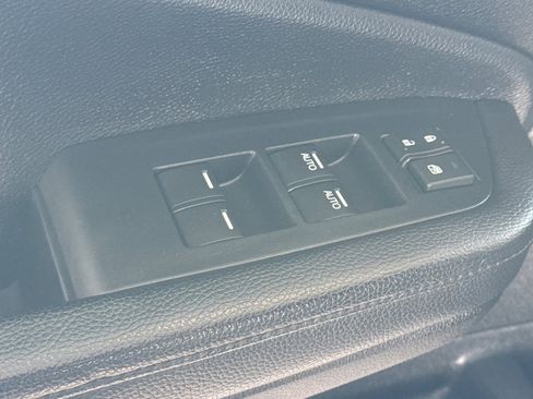 Used 2021 Honda Passport Sport image 17