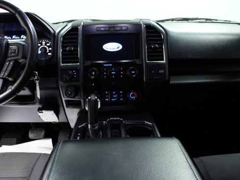 Used 2016 Ford F150 XLT w/ Equipment Group 302A Luxury image 18