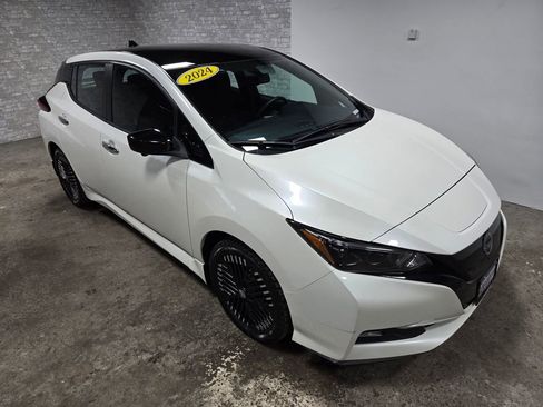 Used 2024 Nissan Leaf SV Plus image 58