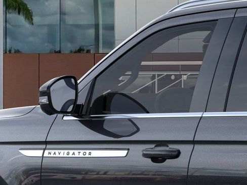 New 2026 Lincoln Navigator Reserve AWD/4WD image 51
