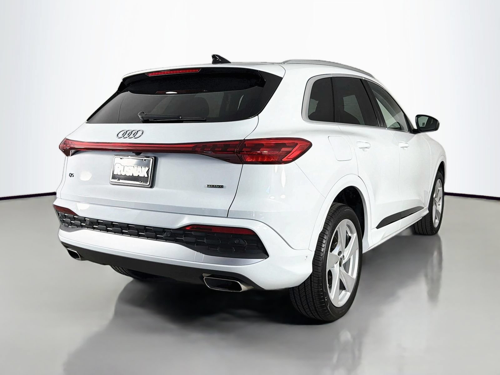 Certified 2025 Audi Q5 Premium w/ Premium Plus AWD/4WD image 7