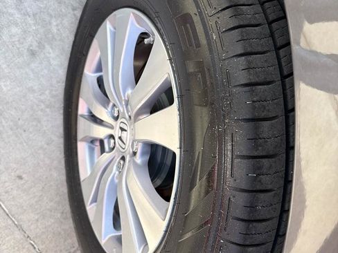 Used 2015 Honda Odyssey EX-L image 16