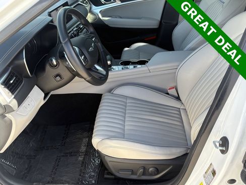 Used 2022 Genesis G70 2.0T w/ Prestige Package image 32