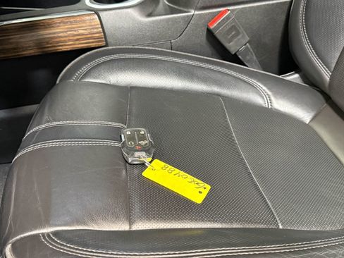 Used 2019 Chevrolet Silverado 1500 High Country AWD/4WD image 20