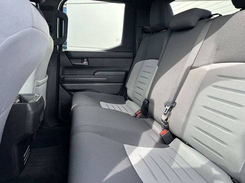 Used 2024 Toyota Tacoma TRD Sport image 11