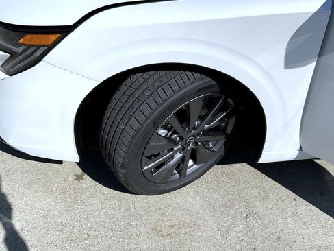 New 2026 Nissan Sentra SL FWD image 24