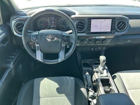 Certified 2023 Toyota Tacoma TRD Off-Road AWD/4WD image 17